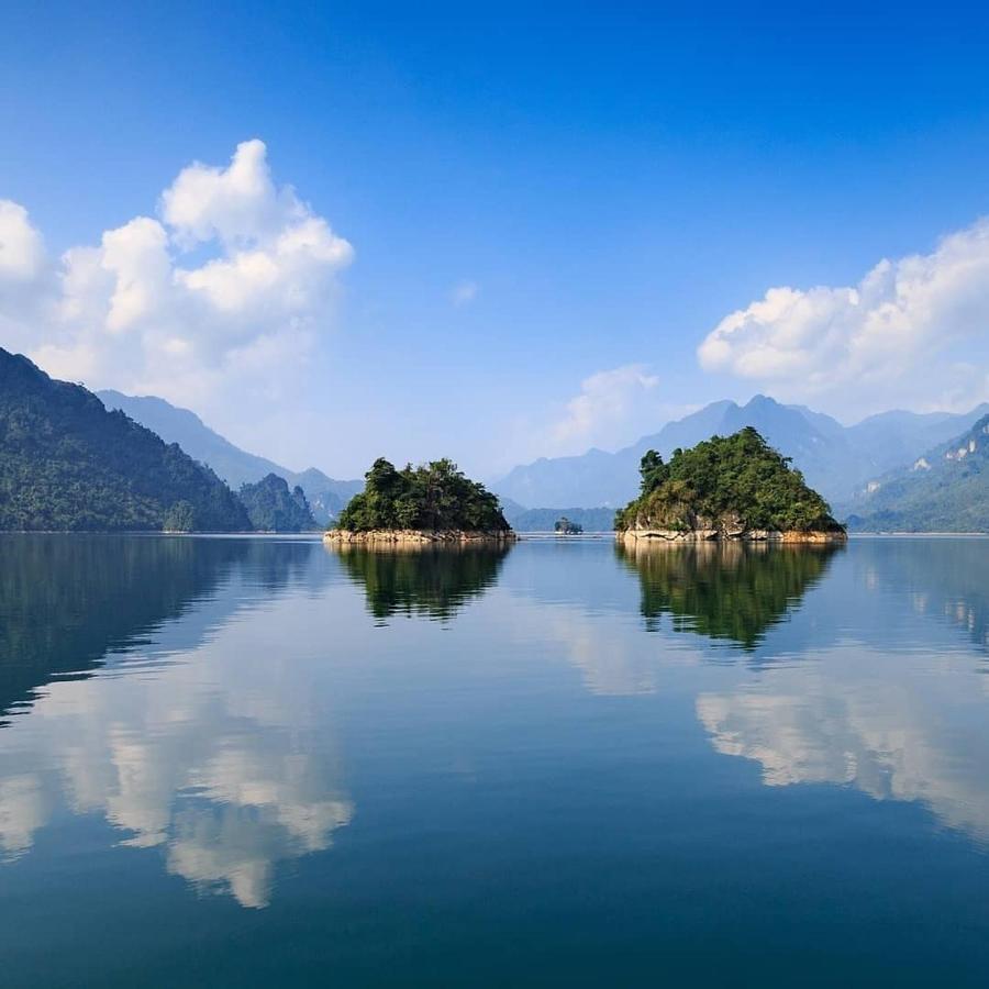 Готель Ba Be Lakeside Bungalow Coc Pouc Екстер'єр фото